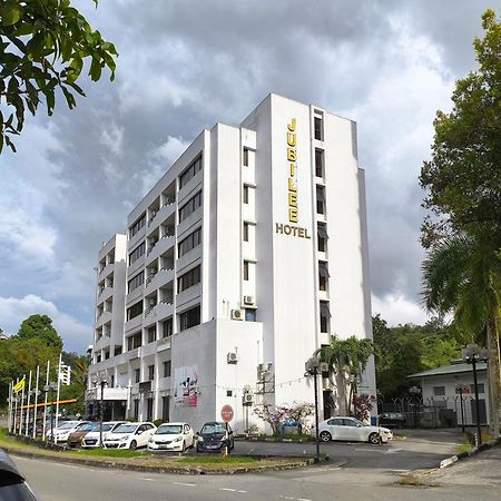 Jubilee Hotel Μπαντάρ Σερί Μπεγκαβάν Εξωτερικό φωτογραφία