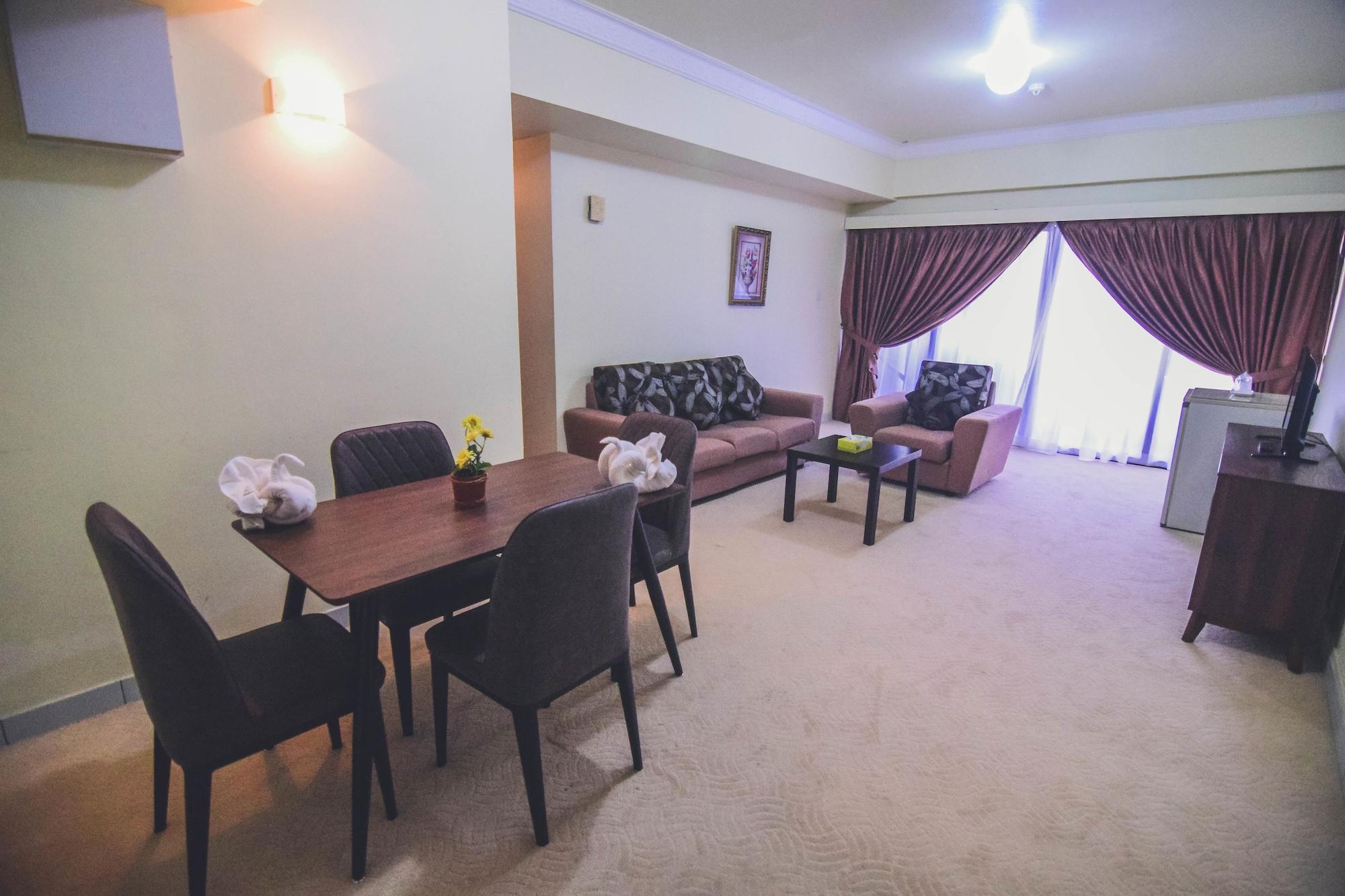 Jubilee Hotel Μπαντάρ Σερί Μπεγκαβάν Εξωτερικό φωτογραφία