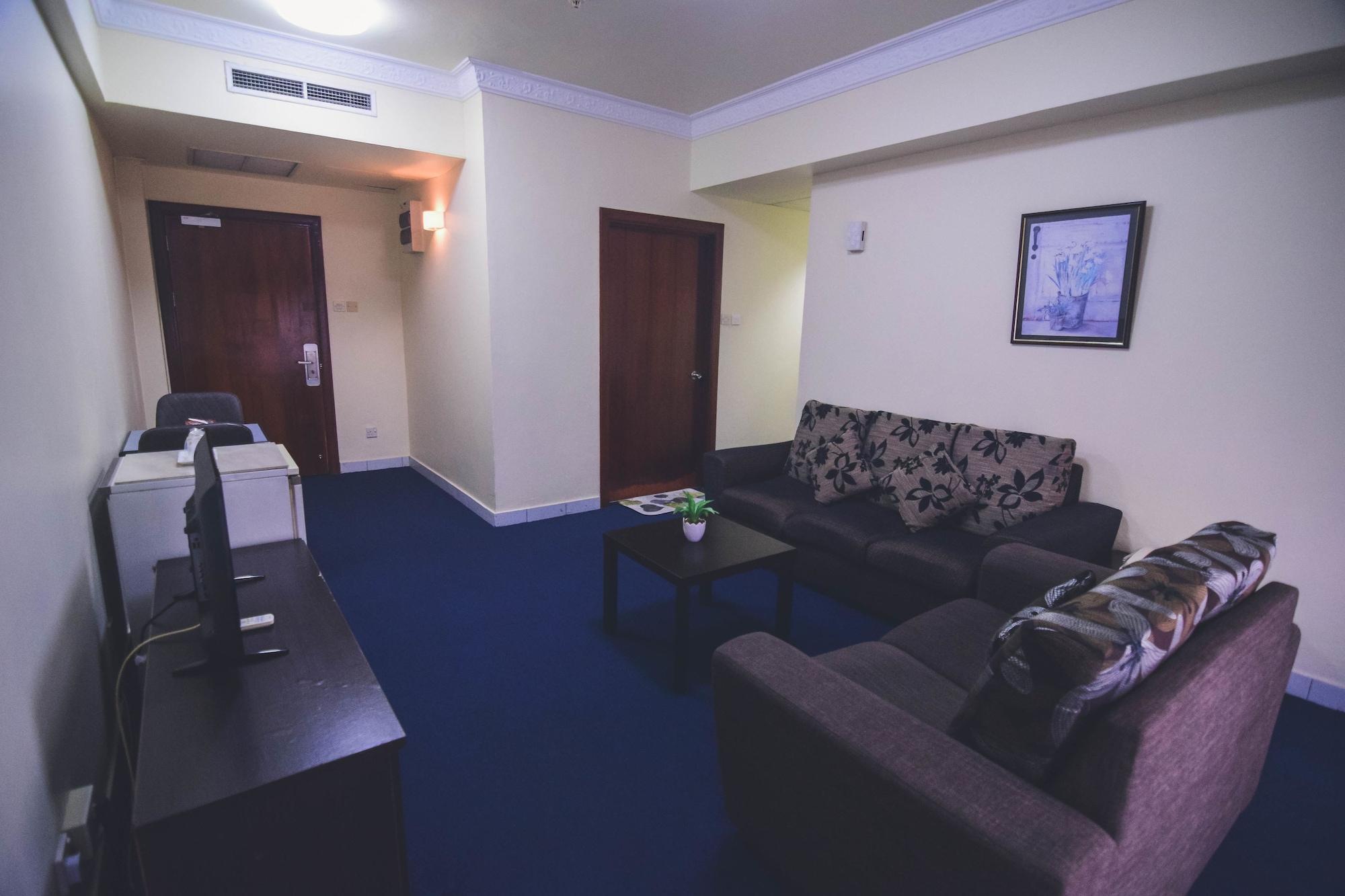 Jubilee Hotel Μπαντάρ Σερί Μπεγκαβάν Εξωτερικό φωτογραφία