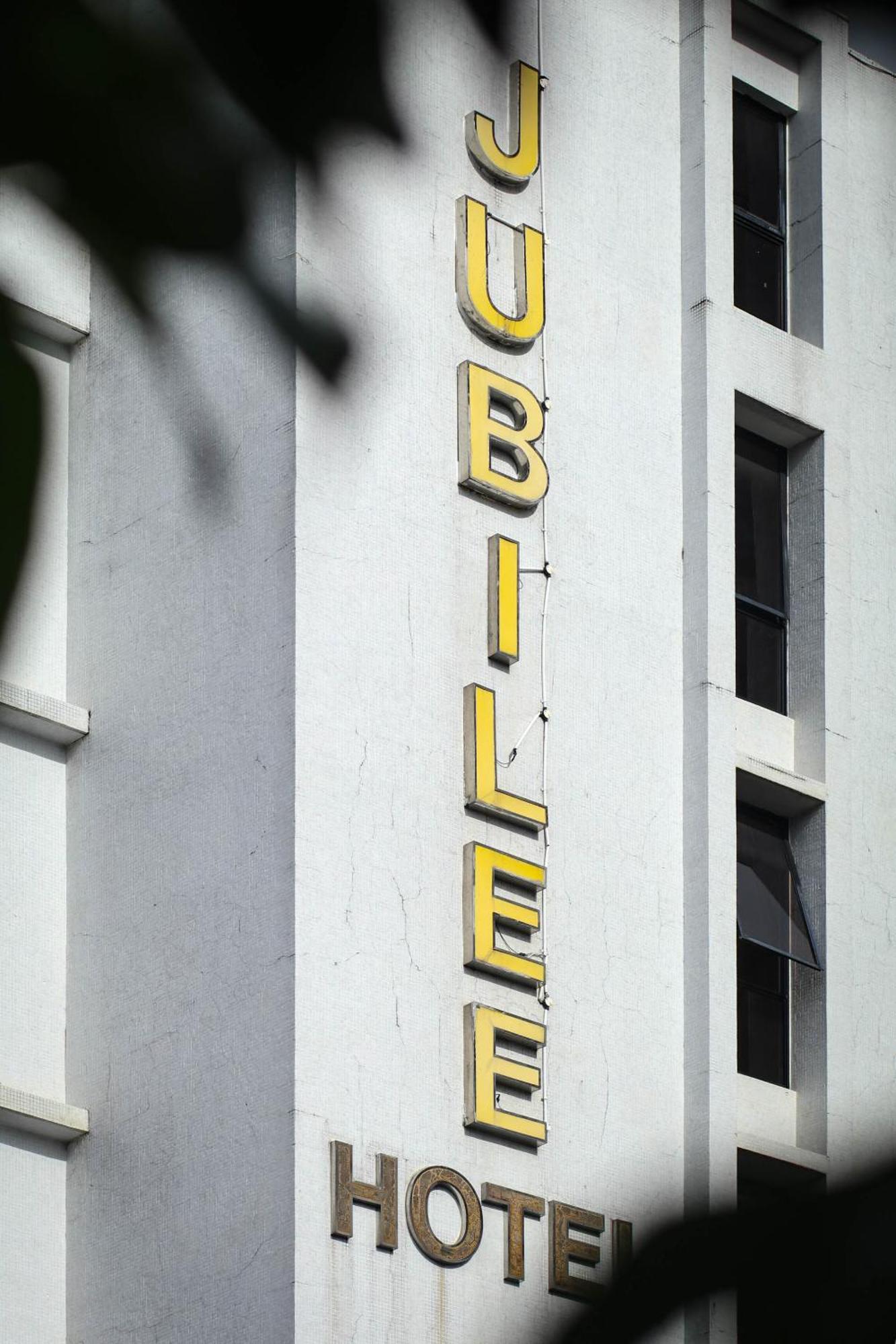Jubilee Hotel Μπαντάρ Σερί Μπεγκαβάν Εξωτερικό φωτογραφία