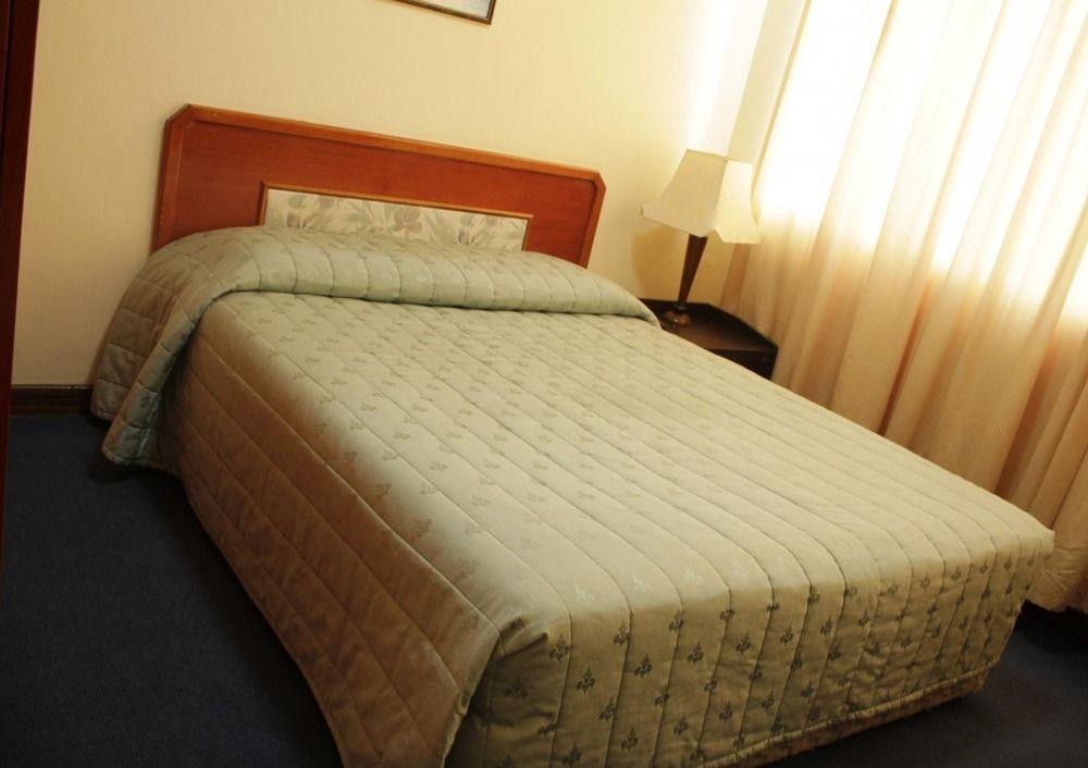 Jubilee Hotel Μπαντάρ Σερί Μπεγκαβάν Εξωτερικό φωτογραφία