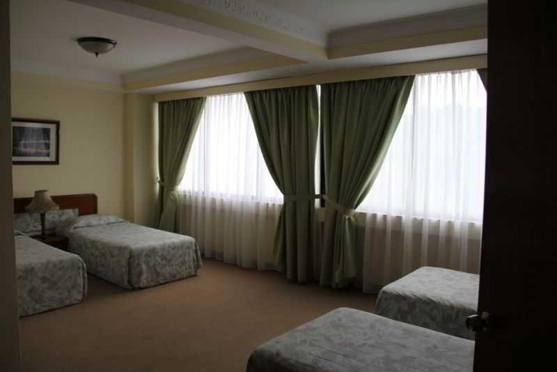 Jubilee Hotel Μπαντάρ Σερί Μπεγκαβάν Εξωτερικό φωτογραφία
