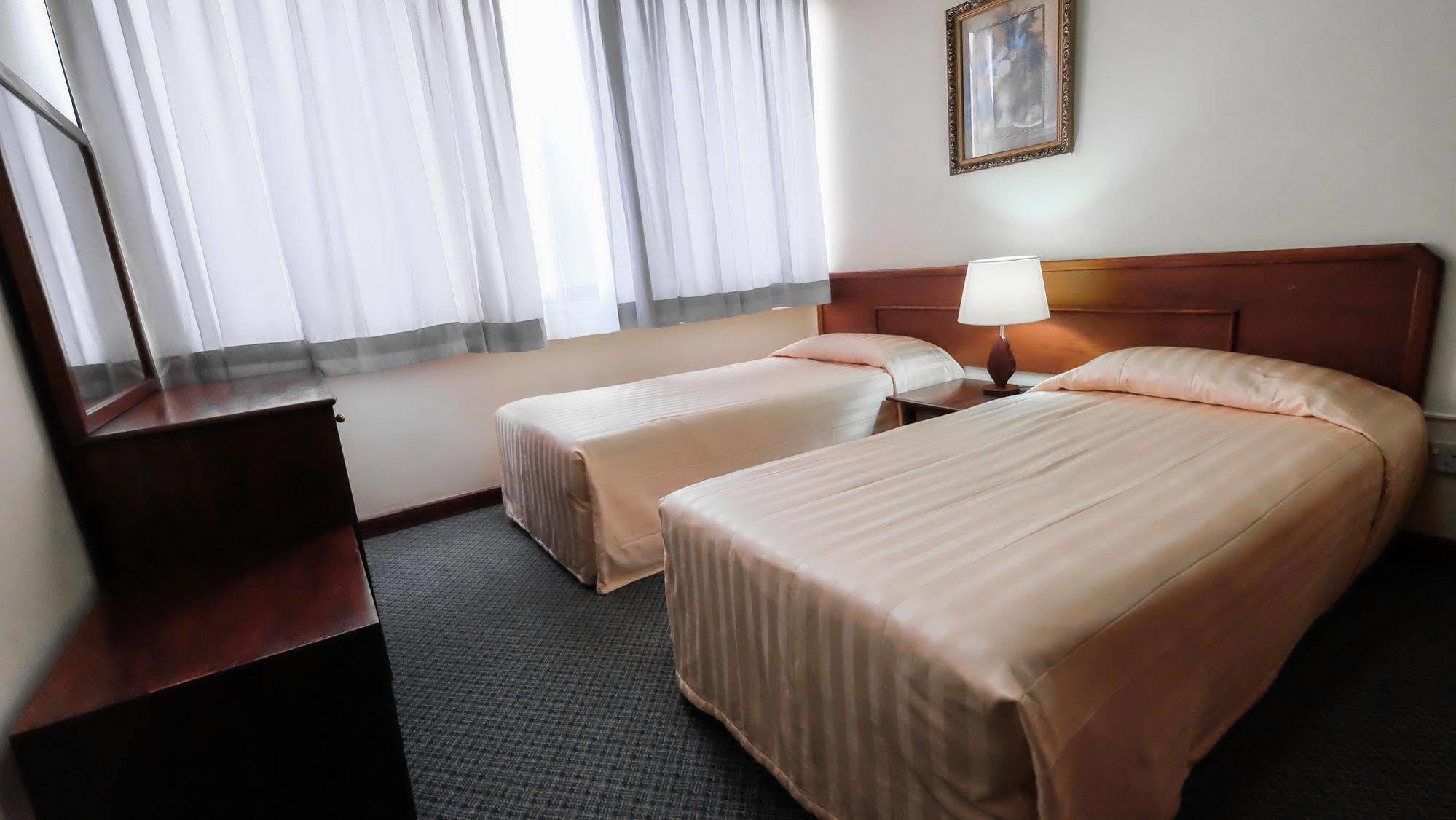 Jubilee Hotel Μπαντάρ Σερί Μπεγκαβάν Εξωτερικό φωτογραφία